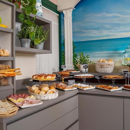 Albergo Ristorante Pozzi Bellaria-Igea Marina Eksteriør bilde