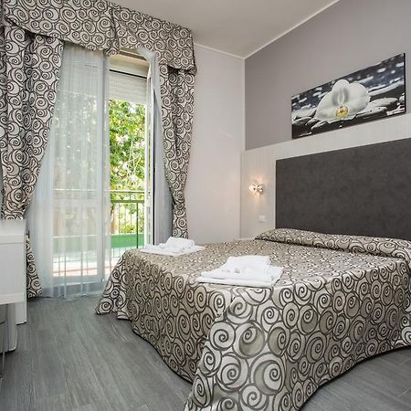 Albergo Ristorante Pozzi Bellaria-Igea Marina Eksteriør bilde