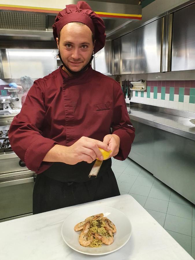 Albergo Ristorante Pozzi Bellaria-Igea Marina Eksteriør bilde