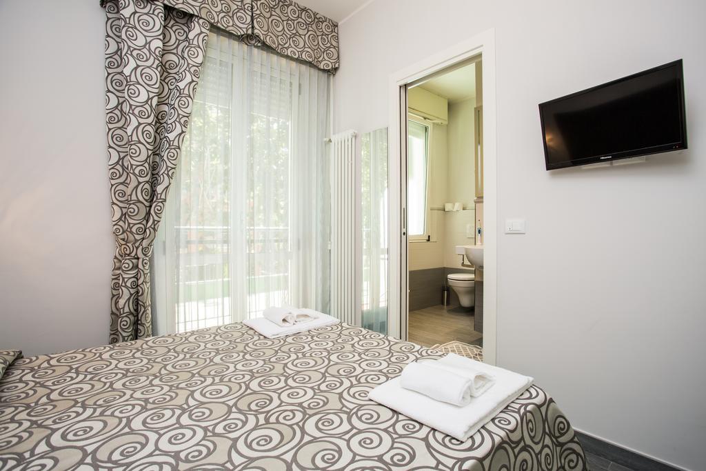 Albergo Ristorante Pozzi Bellaria-Igea Marina Eksteriør bilde